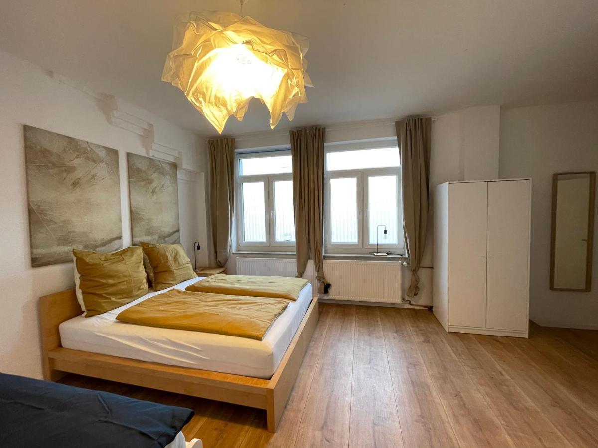 150Qm - 5 Rooms - Free Parking - Mallibase Apartments هانوفر المظهر الخارجي الصورة