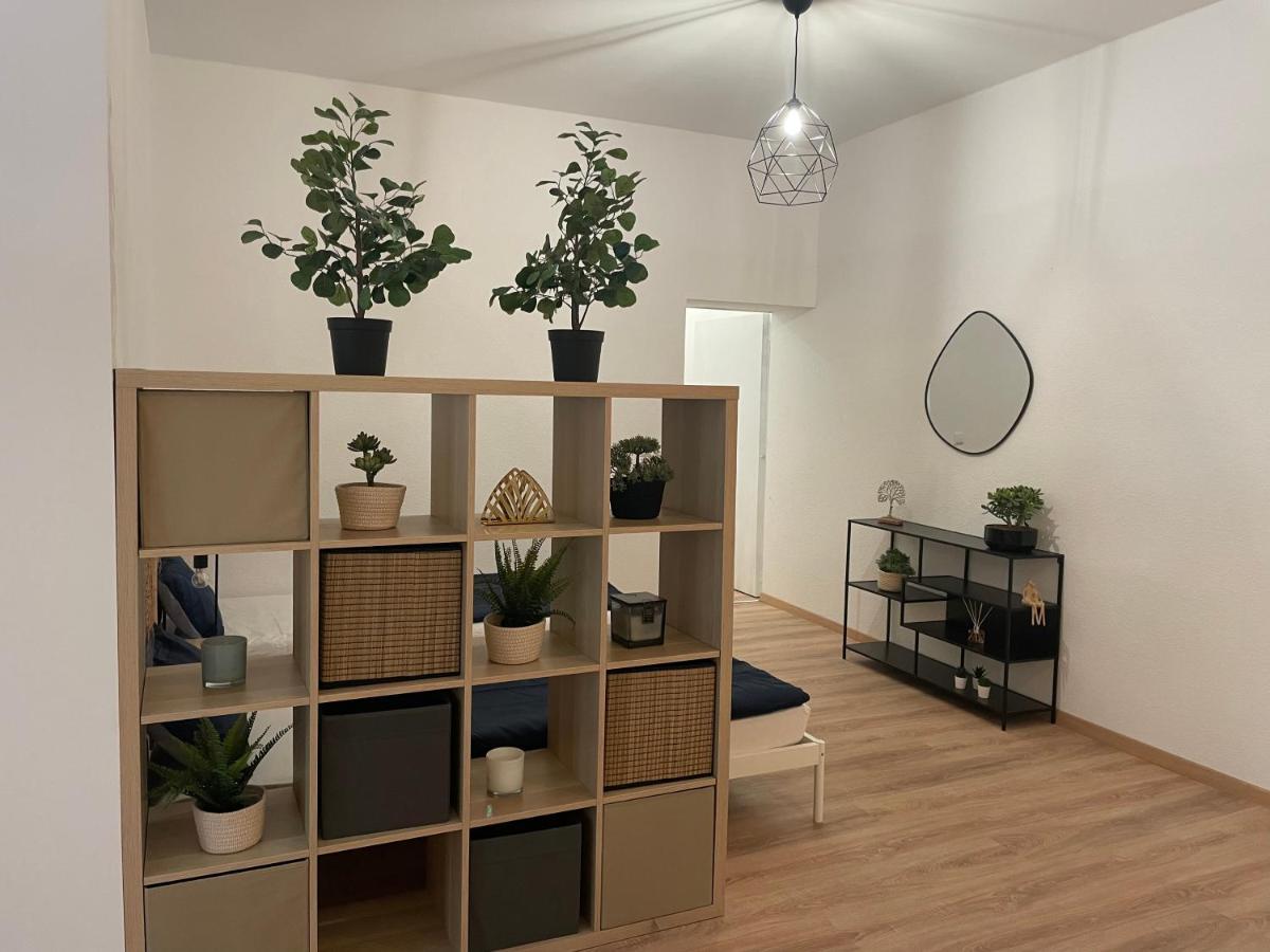 150Qm - 5 Rooms - Free Parking - Mallibase Apartments هانوفر المظهر الخارجي الصورة