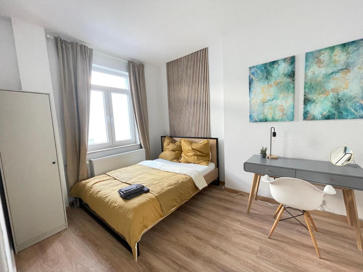 150Qm - 5 Rooms - Free Parking - Mallibase Apartments هانوفر المظهر الخارجي الصورة